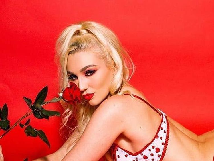 Foto: Bintang Porno Didepak dari IG, Ngaku Ingin Bercinta dengan CEO Instagram