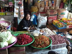 Jelang Nataru, Harga Sejumlah Bahan Pokok di Lamongan merangkak Naik