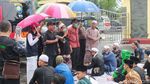 Protes Penahanan HRS, Massa Geruduk Polres Ciamis