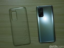 Unboxing Xiaomi Mi 10T Pro, Ponsel Gahar Rp 7 Juta