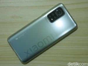 Review Xiaomi Mi 10T Pro: Paket Komplit