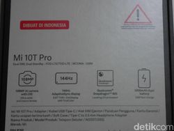 Unboxing Xiaomi Mi 10T Pro, Ponsel Gahar Rp 7 Juta