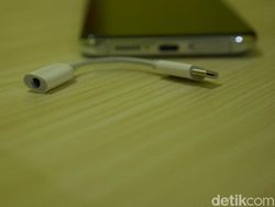 Unboxing Xiaomi Mi 10T Pro, Ponsel Gahar Rp 7 Juta