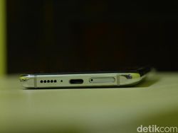 Unboxing Xiaomi Mi 10T Pro, Ponsel Gahar Rp 7 Juta