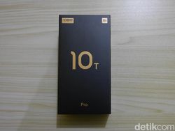 Unboxing Xiaomi Mi 10T Pro, Ponsel Gahar Rp 7 Juta