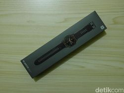 Unboxing Mi Watch, Smartwatch Rp 1,5 Juta