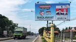 5 Hari Usai Pilkada, APK Paslon Ini Masih Betah Mejeng di Jalan