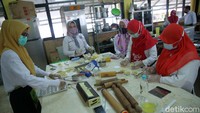 Pusat Pelatihan Kerja Daerah (PPKD) juga meberikan pelatihan tata boga.
