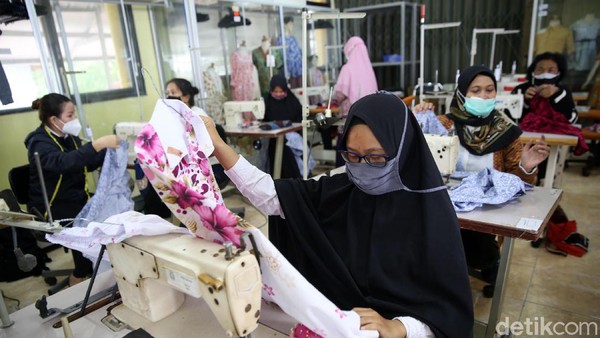 Asyik! Warga DKI Dapat Pelatihan Tata Busana dan Tata Boga