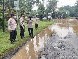 Sungai Madiun Meluap di Ngawi, Jalan 3 Desa Terendam Banjir