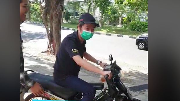 Crazy Rich Surabayan susah menyalakan Honda Supra Fit