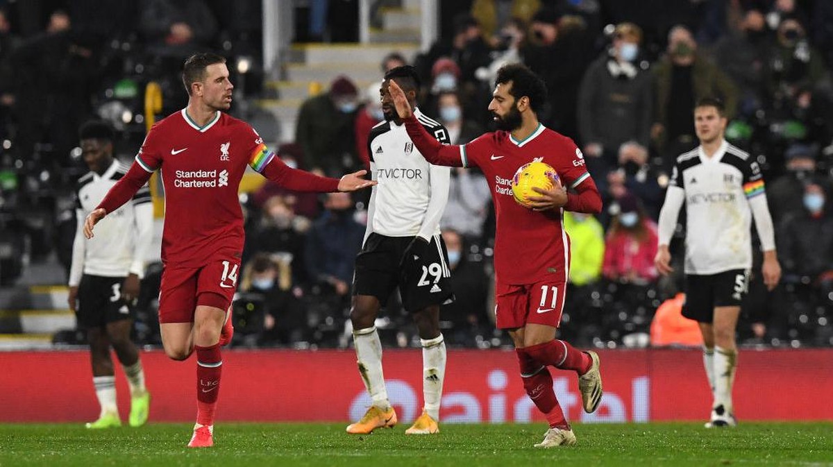 Penalti Mo Salah membuat Liverpool mengimbangi Fulham 1-1 (Getty Images/Pool)
