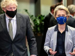 Inggris-UE Sepakat, No-Deal Brexit Akhirnya Tak Jadi