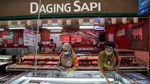 Jelang Nataru, Sidak Makanan Gencar Dilakukan di Swalayan Jakarta