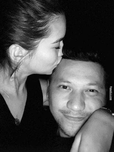 Karen Nijsen cium mesra Gading Marten