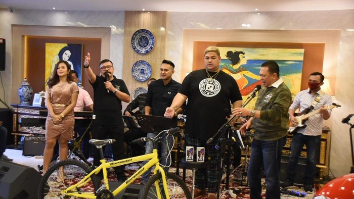 Ketua MPR Bambang Soesatyp