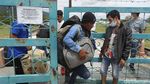 Aktivitas TKI Saat Memasuki PLBN Aruk di Masa Pandemi