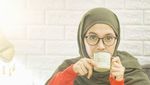 Alyssa Soebandono Istri Idaman, Suapi Suami hingga Ajak Anaknya ke Dapur