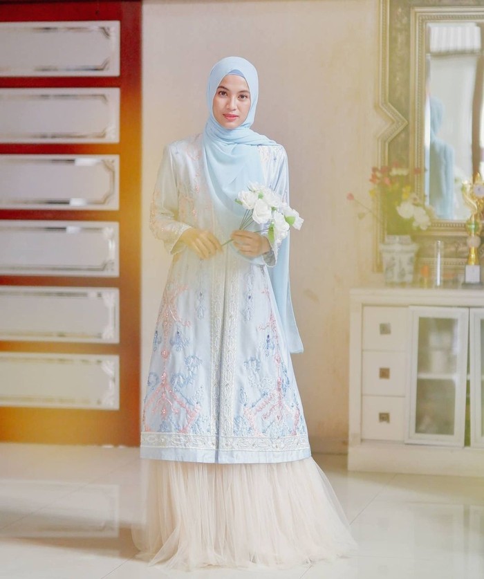 Alyssa Soebandono Istri Idaman, Suapi Suami hingga Ajak Anaknya ke Dapur Alyssa Soebandono Istri Idaman, Suapi Suami hingga Ajak Anaknya ke Dapur