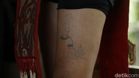 Bentuk dan gambar tato pada suku dayak umumnya diambil dari alam seperti burung enggang yang mewakili dunia atas, tali nyawa pada katak yang mewakili dunia bawah serta beberapa motif seperti motif bunga terong, cabang pohon dan berbagai bentuk-bentuk lain yang diambil dari alam.  