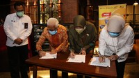 Dalam rangka komitmen penguatan pangan singkong, pada acara launching ini juga dilakukan penandatanganan MoU antara Bulog dengan BPPT dan MSI mengenai komitmen pengembangan dan penerapan teknologi untuk pengelolaan pangan lokal.