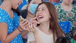 7 Potret Chi Pu, Artis Vietnam yang Seksi dan Ramah