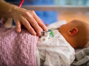 Hati-hati, Simak 7 Tips Berikut untuk Cegah Penularan COVID pada Bayi