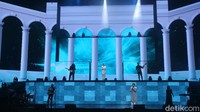 Setelah membawakan Cinta Pertama (Sunny), Bunga Citra Lestari langsung berduet dengan Rizky Febian.