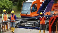 Terdapat kendala atas pengadaan paket kontrak CP202, CP205, serta CP206.  