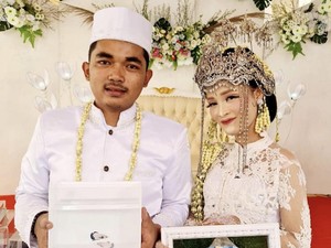 Viral Ikan Cupang Jadi Mas Kawin Pernikahan, Ini Cerita Pengantinnya