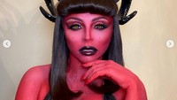 Beberapa netizen pun membully dirinya dengan kata-kata yang membuat ia sangat terluka. Dok. Instagram/jesynelson