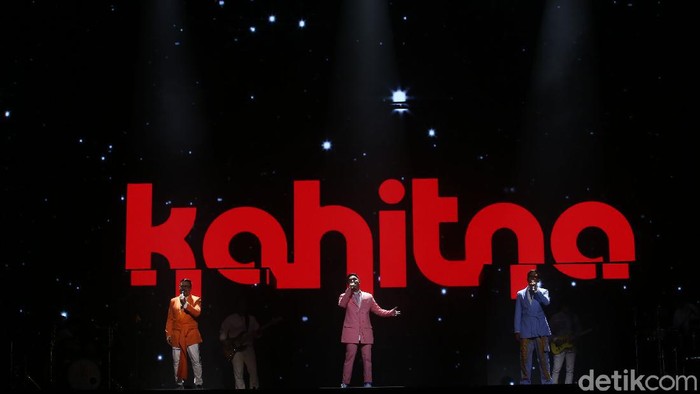 Aksi Kahitna di HUT Transmedia 19 Universe.