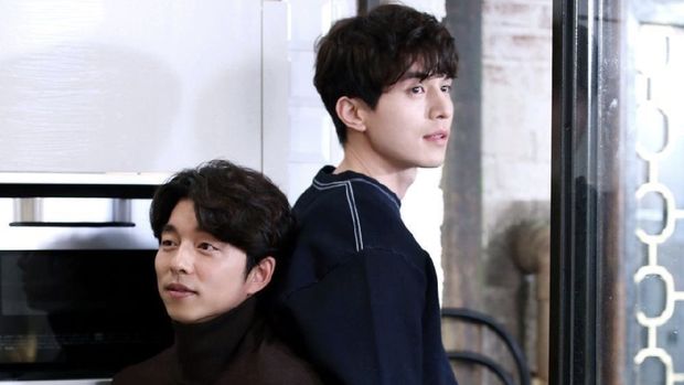 Lee Dong Wook and Gong Yoo (Tangkapan Layar AllKpop)