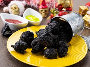 Siapkan Nyali, Makan di Restoran Ini Serasa Makan di Penjara