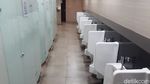 Bukan Stasiun MRT, Ini Toilet Umum Bawah Tanah
