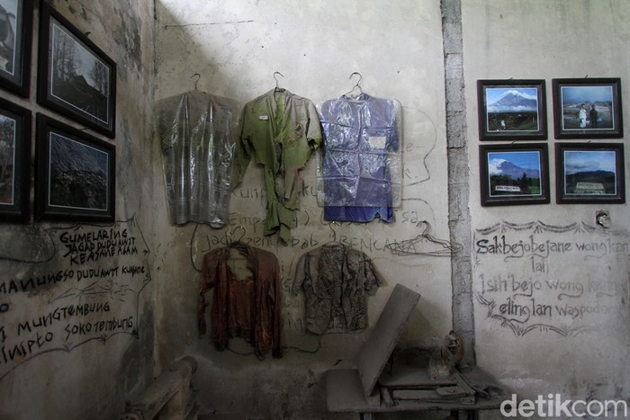 Dasyatnya letusan Merapi pada tahun 2010 lalu menyisakan duka dan kenangan. Buktinya dapat dilihat dari Museum Sisa Hartaku yang berada di lereng Merapi.