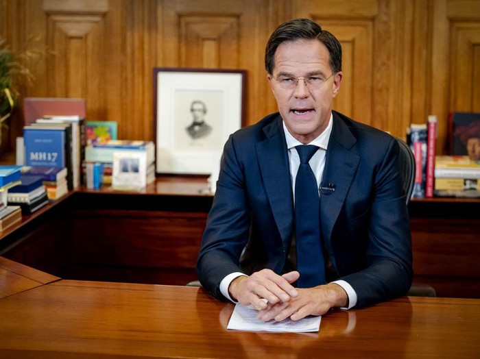 Prime Minister Mark Rutte adresses the nation in het Torentje about new measures against the novel coronavirus Covid-19, in The Hague, on December 14, 2020. - The cabinet has decided to introduce a strict lockdown to put an end to the sharp increase in the number of new corona infections. Most shops, all schools and other institutions such as theaters and museums have to close their doors for at least a month. (Photo by Bart Maat / ANP / AFP) / Netherlands OUT
