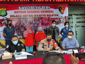 Kasus Pengeroyokan Bu Lurah di Waroeng Brothers, 2 Wanita Ditahan Polisi
