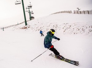 Ratusan Orang Inggris Menghilang dari Resort Ski Swiss