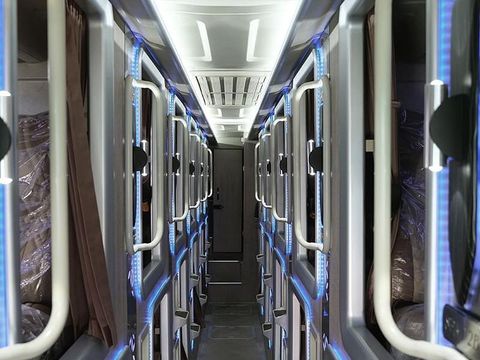Sleeper bus Adiputro 'Dream Coach'