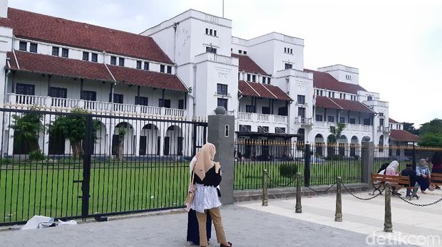 Sore Hari, Alun-alun Kota Tegal Tetap Ramai di Tengah Pandemi