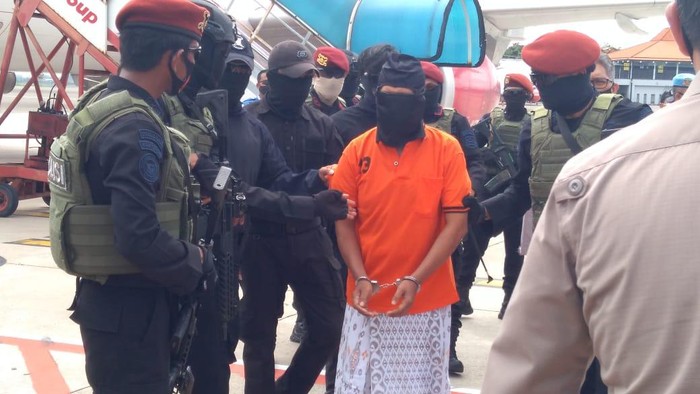 23 Terduga Teroris Tiba di Bandara Soekarno-Hatta