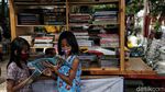 Anak-anak Rusun Koja Mengenal Dunia Lewat Ruang Baca