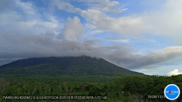 Pvmbg Gunung Ili Lewotolok Masih Erupsi Sehari Bisa Lebih 10 Kali