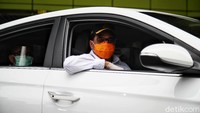 Menurut Budi, sebelum Kemenhub, beberapa pihak ada yang sudah lebih dulu menggunakan kendaraan listrik ini sebagai kendaraan operasionalnya seperti Grab dan TransJakarta. Hal itu merupakan langkah yang positif dan diharap bisa membawa pengaruh ke masyarakat luas untuk tertarik juga beralih ke kendaraan listrik.