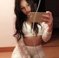 Natacha juga membuka pesan-pesan nakal yang dikirim Ronaldo. Pesepakbola yang baru kembali ke tim Manchester United itu mengirimkan pesan pujian soal bokong Natacha. Foto: Instagram