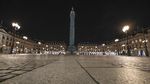 Paris Sunyi saat Jam Malam Menyapa