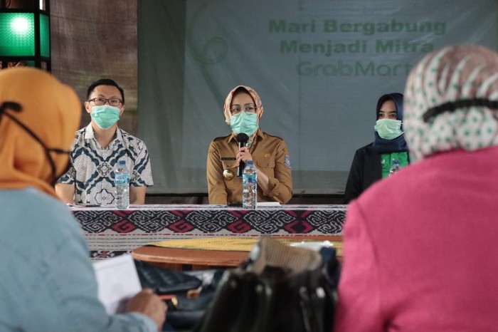 Pemerintah Kota Tangerang Selatan (Tangsel) menjajaki kerja sama dengan Grab untuk memasarkan produk UMKM.