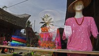 Tidak salah bila desa ini terpilih sebagai desa adat terpopuler pada ajang Anugerah Pesona Indonesia 2017.