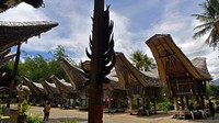 Menjelang Natal dan tahun baru 2021, Desa Kete Kesu pun mulai ramai didatangi wisatawan. Meski dibuka untuk umum, para wisatawan tetap diwajibkan menerapkan protokol kesehatan sebagai upaya pencegahan penyebaran virus Corona.